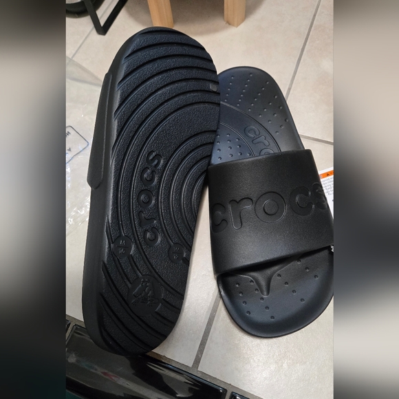 Crocs -slides.  Black. Size m10/w12 - Picture 3 of 5